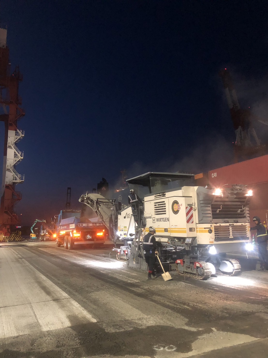 複合舗装切削工事